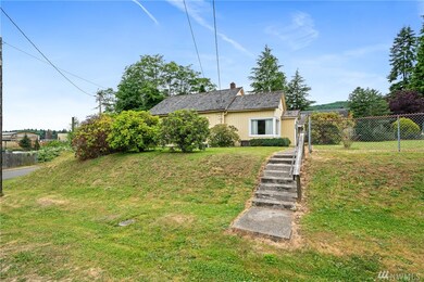 1004 Water St, Raymond, WA 98577 - photo 2