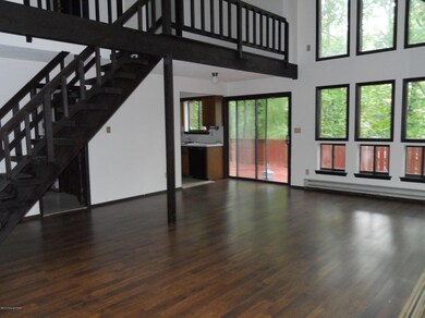 129 Bayberry Ct, East Stroudsburg, PA 18301 - photo 3