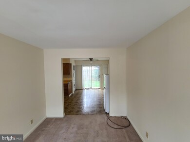 511 Powhatan Ct unit 83, Stafford, VA 22556 - photo 3