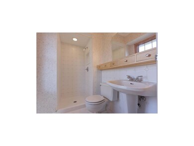 DEDICATED MASTER BATH OFF MASTER BEDROOM