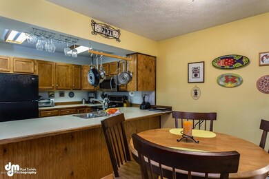 7971 Snow View Dr Anchorage AK-large-010