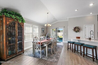05-Dining Room