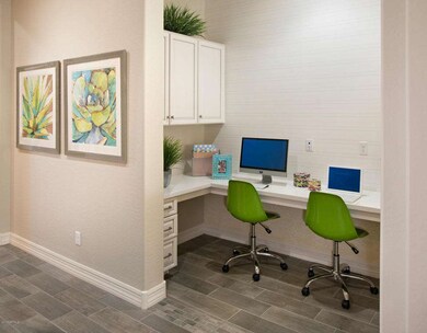 Ferrara Desk/Nook