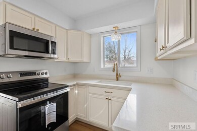 4100 Greenwillow Ln, Idaho Falls, ID 83401 - photo 6