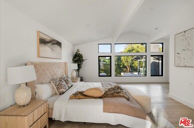 3873 Royal Woods Dr, Sherman Oaks, CA 91403 - photo 7