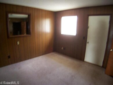 122 Lynn Dr, Archdale, NC 27263 - photo 5