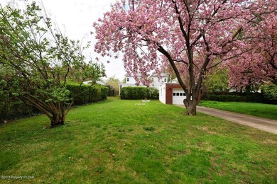 626 Meadowland Ave, Kingston, PA 18704 - photo 3