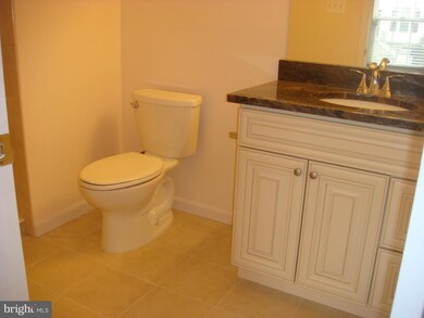 20303 Cider Barrel Dr, Germantown, MD 20876 - photo 5