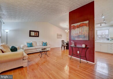 9125 Satyr Hill Rd, Parkville, MD 21234 - photo 4