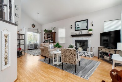 03-Living Room