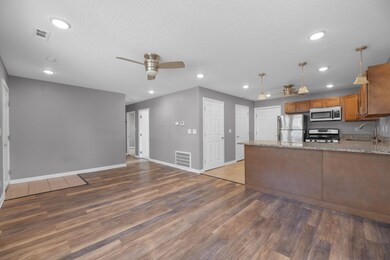 989 E 26th Ave, Columbus, OH 43211 - photo 7