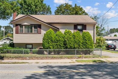 119 Killingly St, Providence, RI 02909 - photo 2