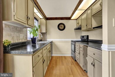 614 Hope Ave, Orwigsburg, PA 17961 - photo 7