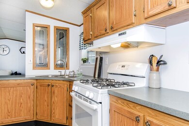 16 Black Forest Rd, North Hampton, NH 03862 - photo 5