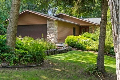 4671 White Oak Ct, Oregon, WI 53575 - photo 3