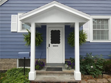 6015 Hillcrest St, Newfane, NY 14108 - photo 5