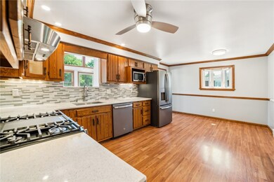 Additional view of kitchen.