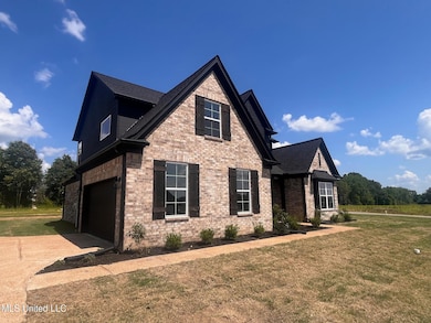 7524 Newbury Dr, Olive Branch, MS 38654 - photo 2