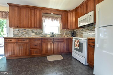 3888 Hill Rd, Greencastle, PA 17225 - photo 2