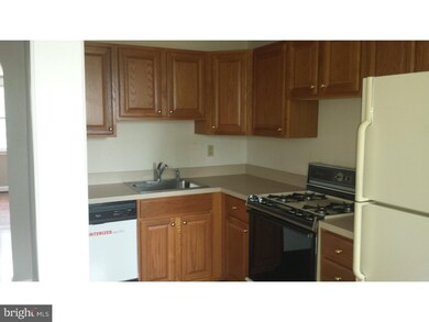 291 N Oak Ave, Clifton Heights, PA 19018 - photo 5