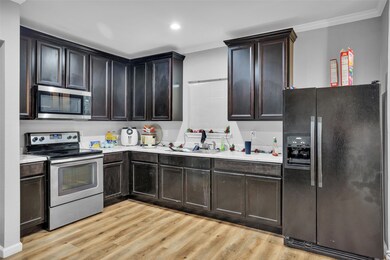 4124 Sayers St, Houston, TX 77026 - photo 4