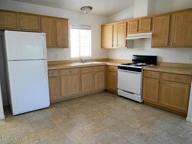 023-244732 - kitchen