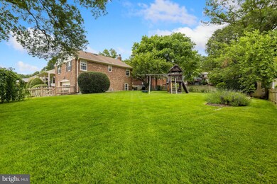 7701 Midday Ln, Alexandria, VA 22306 - photo 2