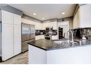 310 SW 37th Terrace, Gresham, OR 97080 - photo 7