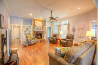 6413 Westgate Dr, North Richland Hills, TX 76182 - photo 4