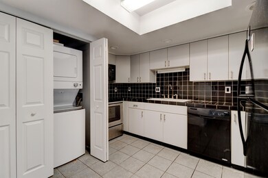 8-3040-North-Atlantic-Ave-9