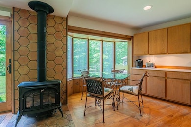 55 Uphill Rd, Landgrove, VT 05148 - photo 6