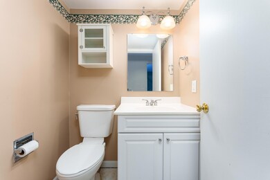 243 Ballantrae Ct unit 142, Kalamazoo, MI 49006 - photo 6