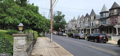1544 Mineral Spring Rd, Reading, PA 19602 - photo 2