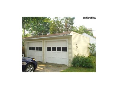 2-Car Garage