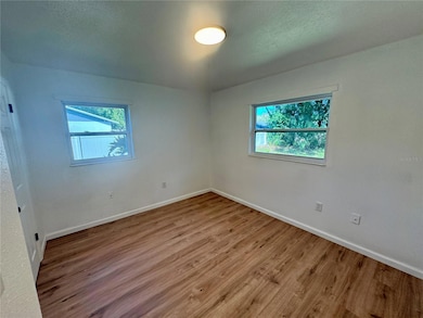 2207 Virginia Ave, Eustis, FL 32726 - photo 5