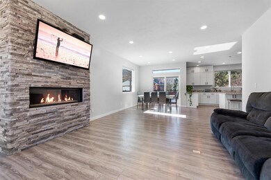 11625 N Alberta Ln, Spokane, WA 99218 - photo 7