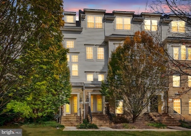 7096 Little Thames Dr, Gainesville, VA 20155 - photo 4