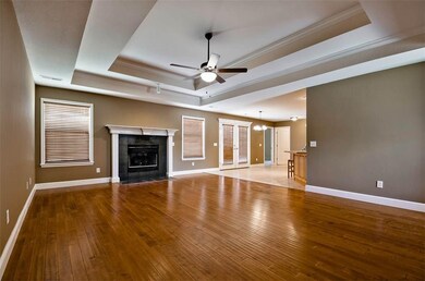 304 NW Saddlebrook Dr, Bentonville, AR 72712 - photo 2