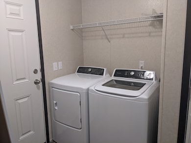 215 Borman Ave unit 215, Flushing Township, MI 48433 - photo 6