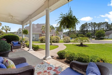 View of patio / terrace with ceiling fan