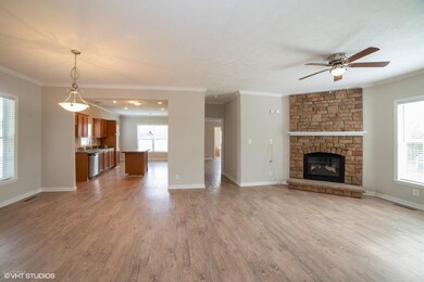 4 LIVING ROOM