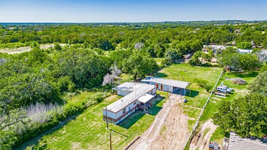 1005 Meadow Oaks St, Azle, TX 76020 - photo 4