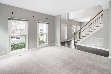 12512 Cliffcreek Dr, Huntersville, NC 28078 - photo 4