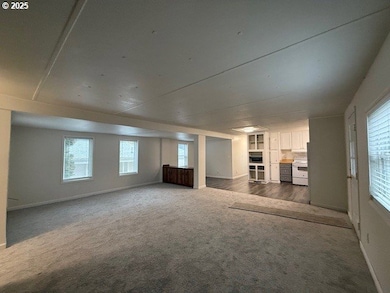 37600 Sunset St unit 26, Sandy, OR 97055 - photo 3