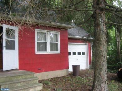 281 E Camplain Rd, Manville, NJ 08835 - photo 4