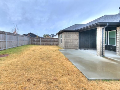 1212 SW 162nd St, Oklahoma City, OK 73170 - photo 4