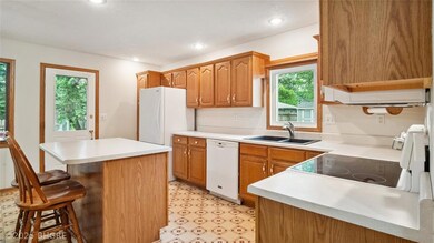 1105 E Henderson Place, Indianola, IA 50125 - photo 7