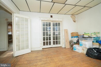 4167 Fairview Ave, Baltimore, MD 21216 - photo 3