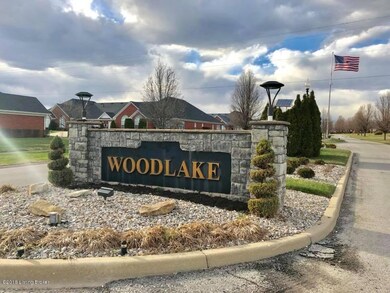 204 W Woodlake Cir, Mount Washington, KY 40047 - photo 3