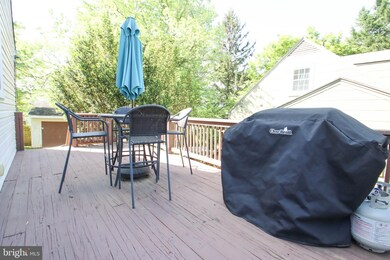 1807 Cromwood Rd, Parkville, MD 21234 - photo 3